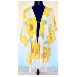 Sax Floral Yellow and White Kimono Shawl